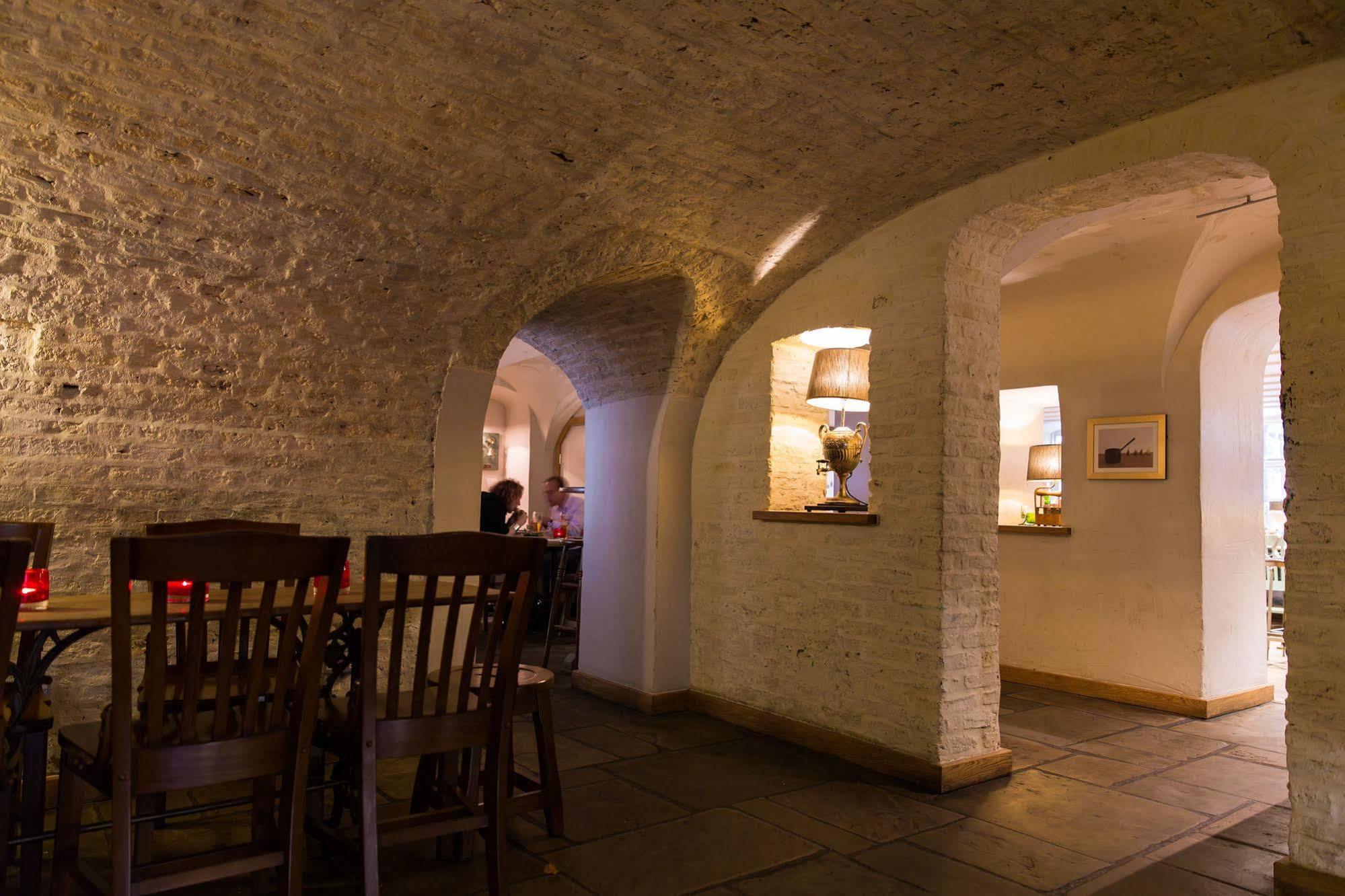Judge'S Lodging York Bagian luar foto The interior of the restaurant
