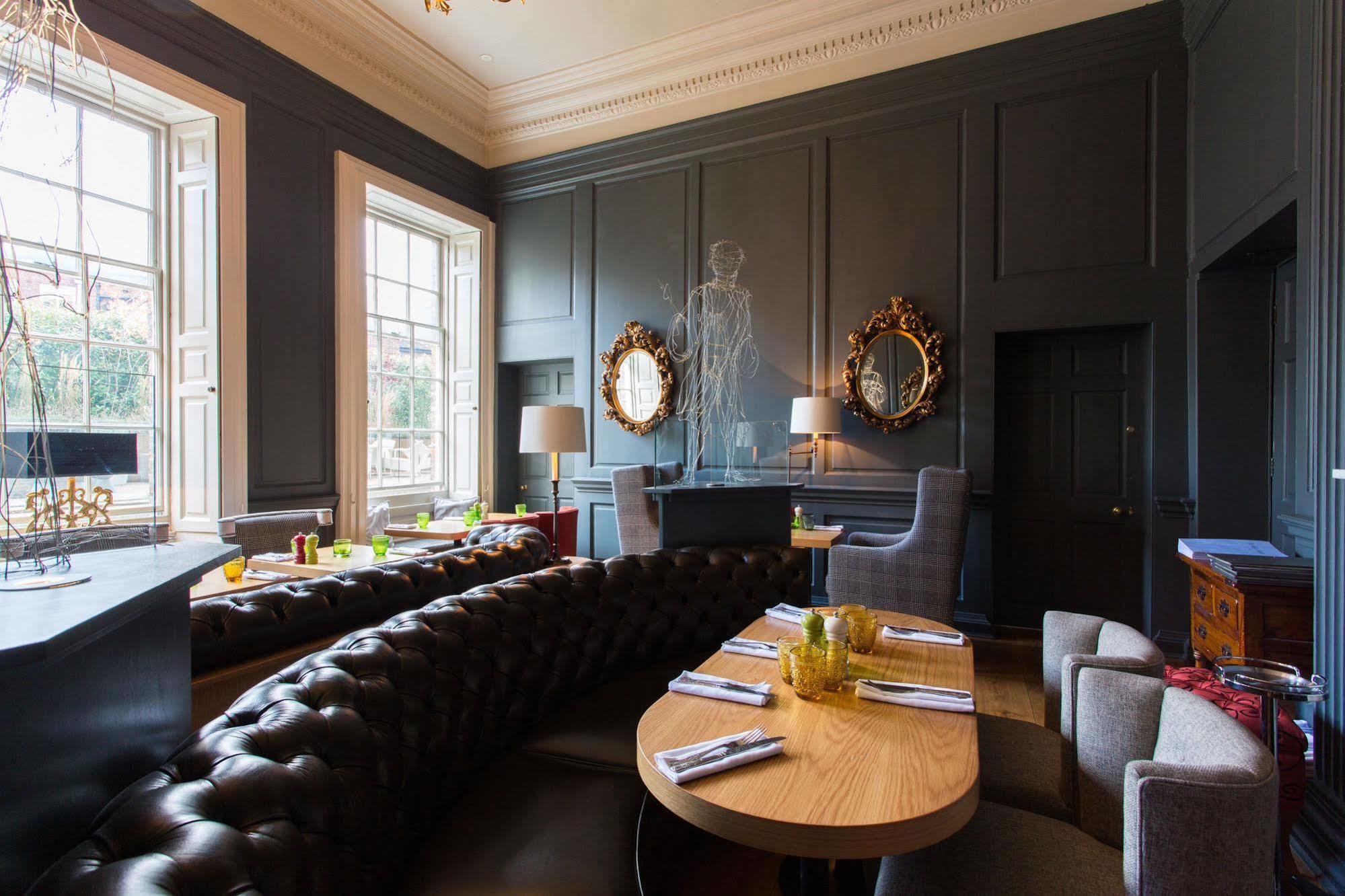 Judge'S Lodging York Bagian luar foto The restaurant at The Ivy Temple Row