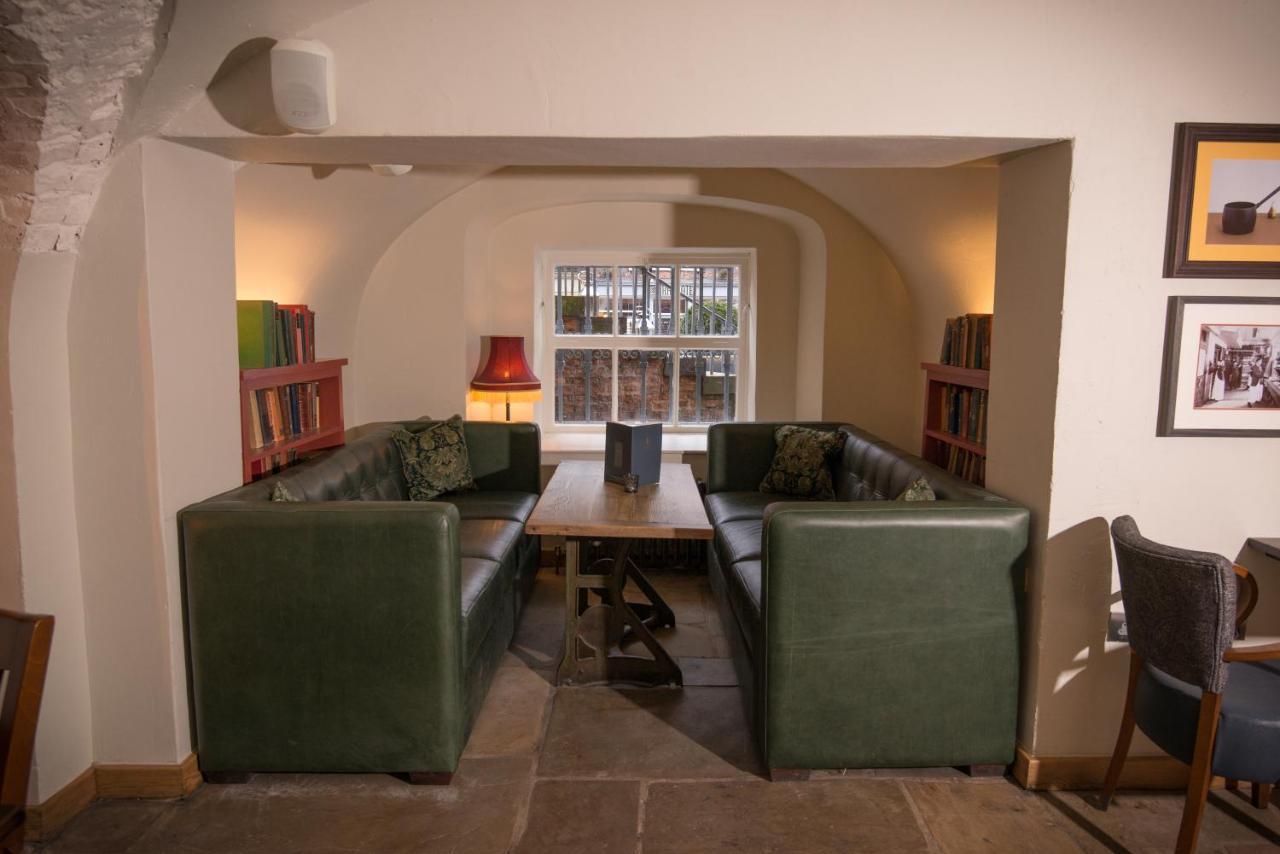 Judge'S Lodging York Bagian luar foto The library