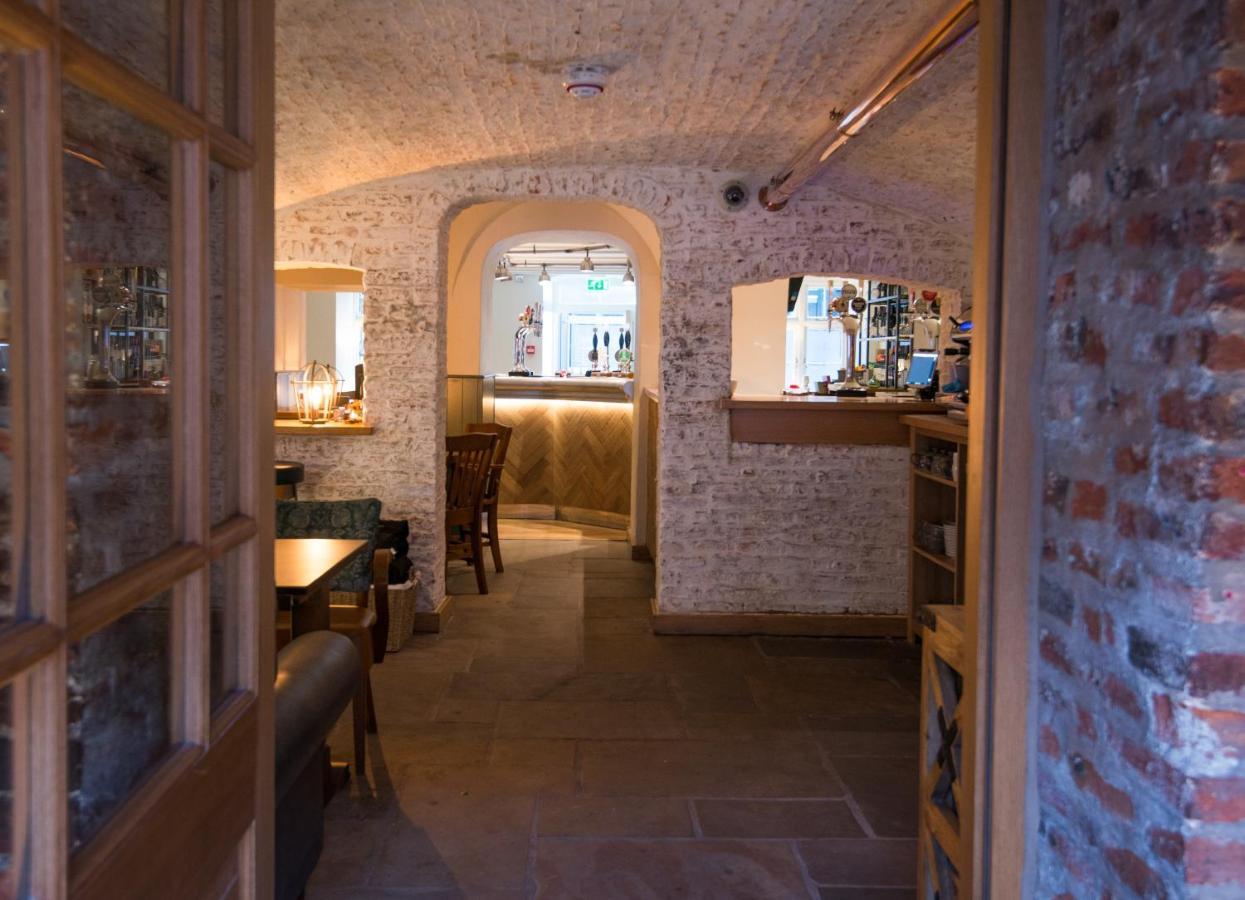 Judge'S Lodging York Bagian luar foto The interior of the restaurant